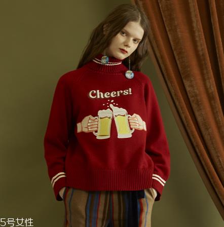 红色毛衣什么款式好看?新年运势全靠它 红色毛衣什么款式好看?新年运势全靠它