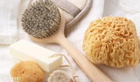 美白沐浴露真的可以美白吗 美白沐浴露真的有用吗 美白沐浴露真的可以美白吗 美白沐浴露真的有用吗