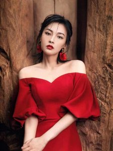 ​郑罗茜：多才多艺的中国内地影视女演员与制片人‌