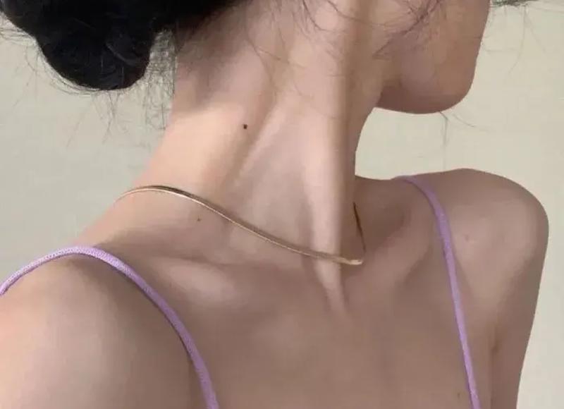 婴儿闹觉要吃几口母乳才睡觉