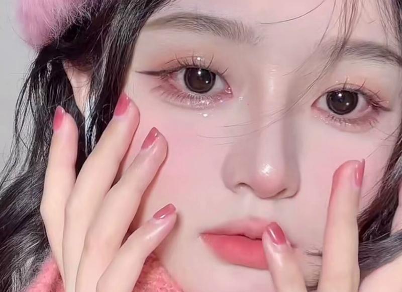 素颜霜对皮肤伤害大吗（素颜霜能不能天天涂）